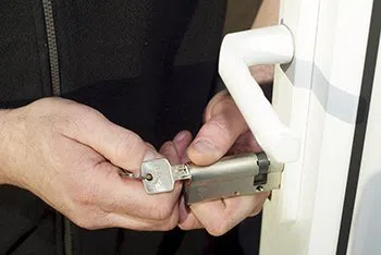 Royal Locksmith Store Brighton, MA 617-514-9932 - locks-repair